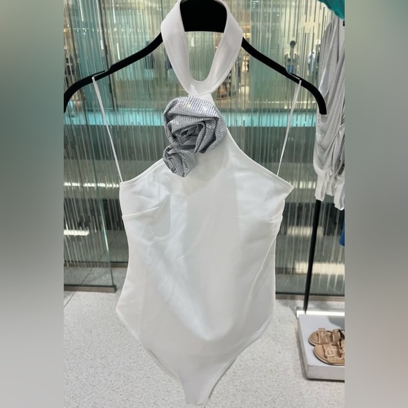 ZARA RHINESTONE FLORAL HALTER BODYSUIT - Medium - Picture 14 of 16